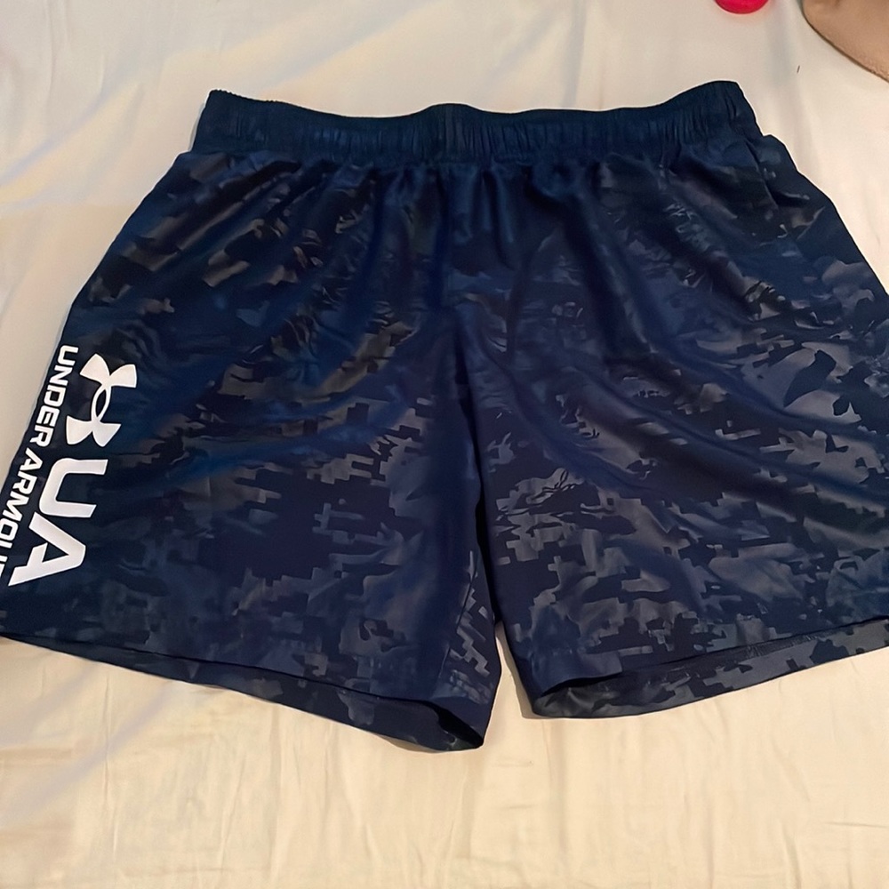 Men’s Under Armour XXL Shorts